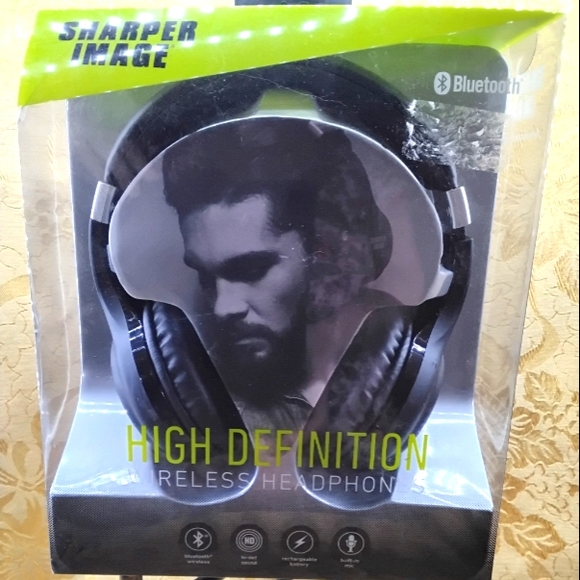 Sharper Image Sbt524bk High Definition Wireless Bluetooth Headphones Black - Picture 2 of 6
